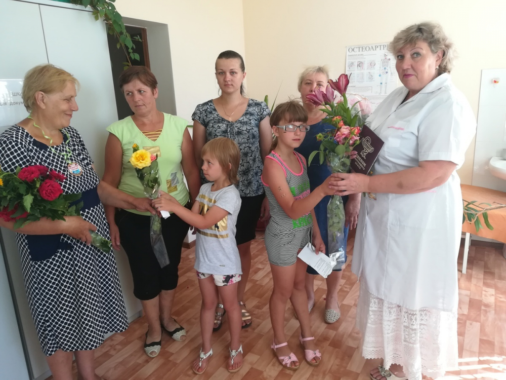 День Медицинского работника только раз в году, а доктора спасают жизни каждый день День Медицинского работника только раз в году, а доктора спасают жизни каждый день