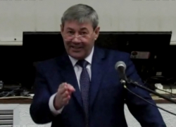 Глава Морозовска уходит: в администрации объявлен конкурс на замещение должности Глава Морозовска уходит: в администрации объявлен конкурс на замещение должности