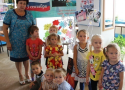 Письмо в редакцию: Символичное "Дерево мира" появилось в библиотеке хутора Парамонов Письмо в редакцию: Символичное "Дерево мира" появилось в библиотеке хутора Парамонов
