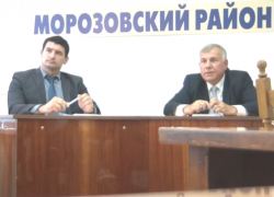Замминистра сельского хозяйства области пообещал селянам Морозовского района, что проблема с пастбищами скоро решится Замминистра сельского хозяйства области пообещал селянам Морозовского района, что проблема с пастбищами скоро решится