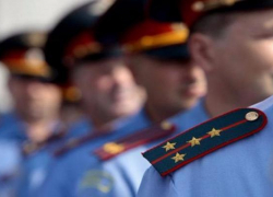 На службу в полицию Морозовска пригласили молодых и здоровых граждан На службу в полицию Морозовска пригласили молодых и здоровых граждан