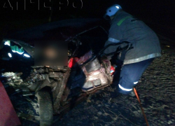 В ночном ДТП на трассе погиб ребенок В ночном ДТП на трассе погиб ребенок