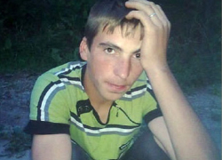 Убитого мужчину нашли в автомобиле на въезде в хутор Скачки-Малюгин Морозовского района Убитого мужчину нашли в автомобиле на въезде в хутор Скачки-Малюгин Морозовского района