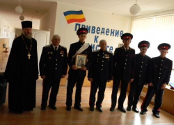 Знаменская средняя общеобразовательная казачья школа выбрала своего атамана Знаменская средняя общеобразовательная казачья школа выбрала своего атамана