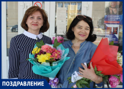 Елену Моисеенко и Римму Клименко поздравили с окончанием учебного года в "Дошколёнке" Елену Моисеенко и Римму Клименко поздравили с окончанием учебного года в "Дошколёнке"