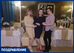 Анну Ганцыорову с Днем рождения поздравили ее любящие сестры Анну Ганцыорову с Днем рождения поздравили ее любящие сестры