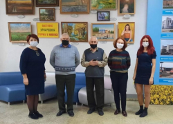 Выставка картин местных художников открылась в Морозовском районном Доме культуры Выставка картин местных художников открылась в Морозовском районном Доме культуры