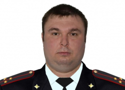 Руководство Межмуниципального отдела МВД России Морозовский выразило соболезнования семье Александра Волкова Руководство Межмуниципального отдела МВД России Морозовский выразило соболезнования семье Александра Волкова