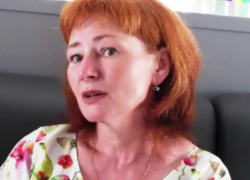 Художница на видео открыла секрет картины с одинокой копнушкой в Морозовске Художница на видео открыла секрет картины с одинокой копнушкой в Морозовске