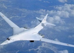 Новый самолет-ракетоносец Ту-160 получил имя знаменитого морозовчанина Петра Дейнекина Новый самолет-ракетоносец Ту-160 получил имя знаменитого морозовчанина Петра Дейнекина