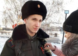 Акцию #СТОПВИЧСПИД с раздачей красных лент провели в Морозовске Акцию #СТОПВИЧСПИД с раздачей красных лент провели в Морозовске