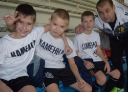 Самый известный футбольный клуб Морозовска "Каменка" объявил о новом наборе детей в свои ряды Самый известный футбольный клуб Морозовска "Каменка" объявил о новом наборе детей в свои ряды