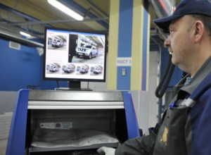 Процесс проведения техосмотра автомобилей в России будут снимать на видеокамеру Процесс проведения техосмотра автомобилей в России будут снимать на видеокамеру
