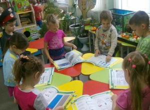 Акция «Пешеход, засветись в темноте!» и беседы об опасной зиме прошли в филиале детского сада №1 Акция «Пешеход, засветись в темноте!» и беседы об опасной зиме прошли в филиале детского сада №1