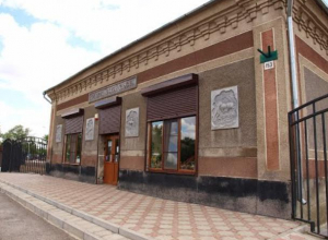 Более тысячи предметов собралось в музее Морозовска за 24 года Более тысячи предметов собралось в музее Морозовска за 24 года