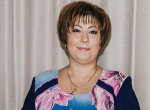 Людмилу Долмат поздравила с юбилеем лучшая подруга Людмилу Долмат поздравила с юбилеем лучшая подруга