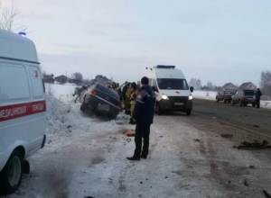 Водитель и пассажир Опеля скончались от травм в ДТП на трассе «Кашары-Морозовск» Водитель и пассажир Опеля скончались от травм в ДТП на трассе «Кашары-Морозовск»