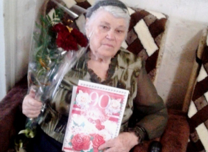 Письмо в редакцию: 6 внуков и 7 правнуков не дают 90-летней юбилярше из хутора Донской скучать Письмо в редакцию: 6 внуков и 7 правнуков не дают 90-летней юбилярше из хутора Донской скучать