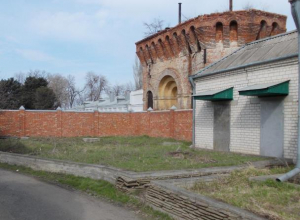 Аттракцион с огромным молотом в Морозовске вспомнил посмотревший на фотографию башни-кузницы мужчина Аттракцион с огромным молотом в Морозовске вспомнил посмотревший на фотографию башни-кузницы мужчина