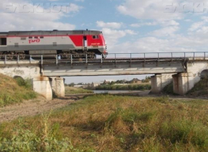 Морозовчанке ответили из РЖД: открытие переезда из одной части города в другую допускается Морозовчанке ответили из РЖД: открытие переезда из одной части города в другую допускается