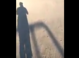 Рэпер снял на видео улицы Морозовска с асфальтом-невидимкой Рэпер снял на видео улицы Морозовска с асфальтом-невидимкой