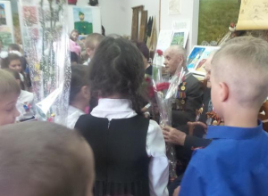 Победителей конкурса «Великая Отечественная война глазами детей и молодежи» наградили в музее Морозовска Победителей конкурса «Великая Отечественная война глазами детей и молодежи» наградили в музее Морозовска