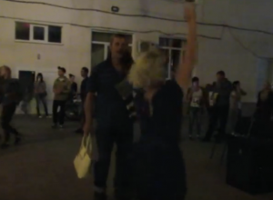 Фрагмент первой дискотеки 90-х в Морозовске попал на видео Фрагмент первой дискотеки 90-х в Морозовске попал на видео