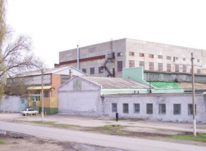 Машиностроительный завод в Морозовске берет свое начало с чугунно-литейной мастерской коммерсанта Попова Машиностроительный завод в Морозовске берет свое начало с чугунно-литейной мастерской коммерсанта Попова