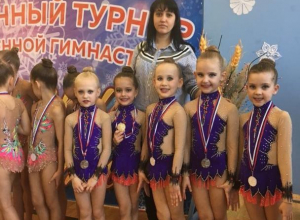 Второе и четвертое место: юные гимнастки достойно представили Морозовск на турнире «Снежинки Дона» Второе и четвертое место: юные гимнастки достойно представили Морозовск на турнире «Снежинки Дона»