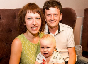 Дарью Шкотину поздравили сразу два главных мужчины Дарью Шкотину поздравили сразу два главных мужчины