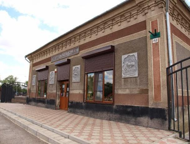 Более тысячи предметов собралось в музее Морозовска за 24 года Более тысячи предметов собралось в музее Морозовска за 24 года