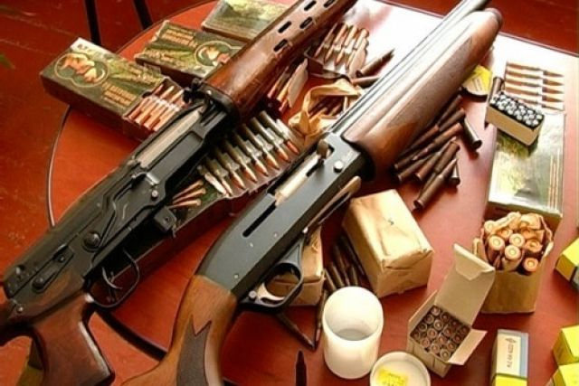 Сдай автомат или пулемет, получи 8000 рублей, - морозовчанам предложили отдать незаконно хранящееся орудие Сдай автомат или пулемет, получи 8000 рублей, - морозовчанам предложили отдать незаконно хранящееся орудие