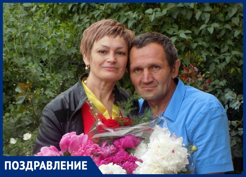 Владимира Тизова с Днем рождения поздравила супруга Владимира Тизова с Днем рождения поздравила супруга