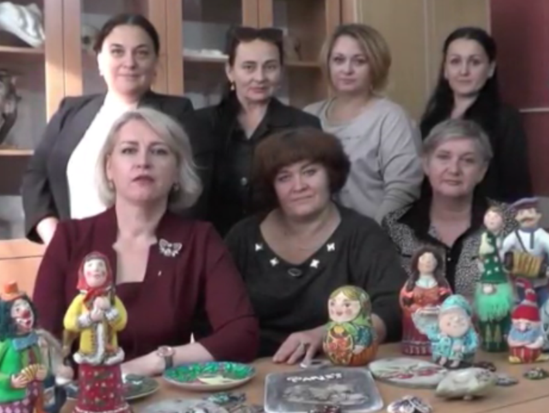 Преподаватели Детской школы исскуств Морозовского района приняли участие в Межрегиональном фестивале «Великий шелковый путь на Дону» Преподаватели Детской школы исскуств Морозовского района приняли участие в Межрегиональном фестивале «Великий шелковый путь на Дону»