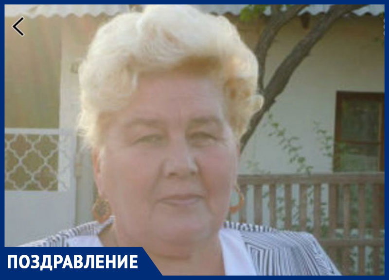 Татьяну Геннадьевну Тонконогову с Днем рождения поздравили родные Татьяну Геннадьевну Тонконогову с Днем рождения поздравили родные
