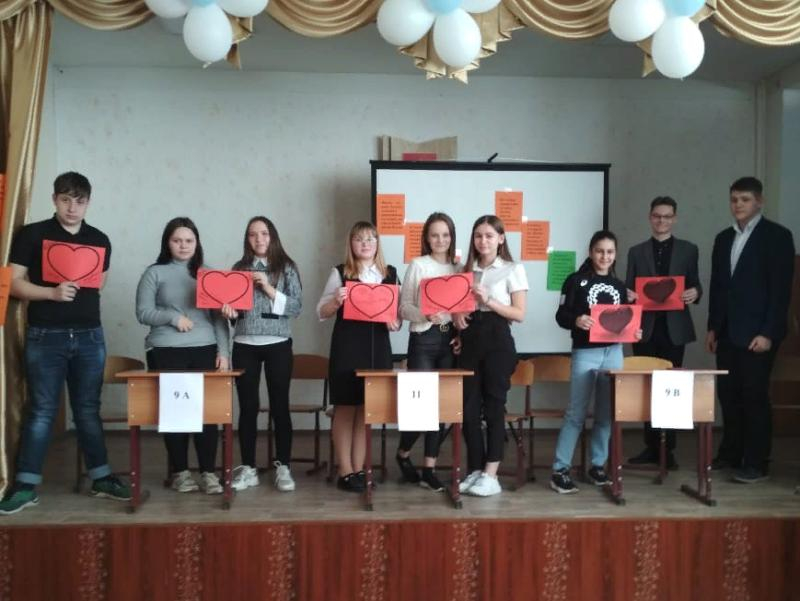 Дискуссионный клуб «Я сам строю свою жизнь» провели с выпускниками 9 и 11 классов школы №4 Дискуссионный клуб «Я сам строю свою жизнь» провели с выпускниками 9 и 11 классов школы №4