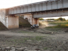Уже второй туннель для стока вод в Морозовске стали спонтанно использовать для проезда автомобилей 