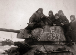 Календарь Морозовска: 17 декабря 1942 года 24-й танковый корпус начал наступление на  немецкий аэродром в станице Тацинской