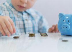 Для выплаты пособий детям от 3 до 7 лет в Ростовской области дополнительно выделят более 275 миллионов рублей