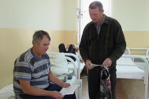 Даже ватку выбросить некуда, - пациенты поделились проблемами поликлиники и стационара в Морозовске