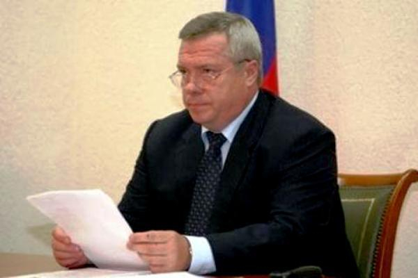 Морозовчане пожаловались губернатору на главу городской администрации Юрия Муленко