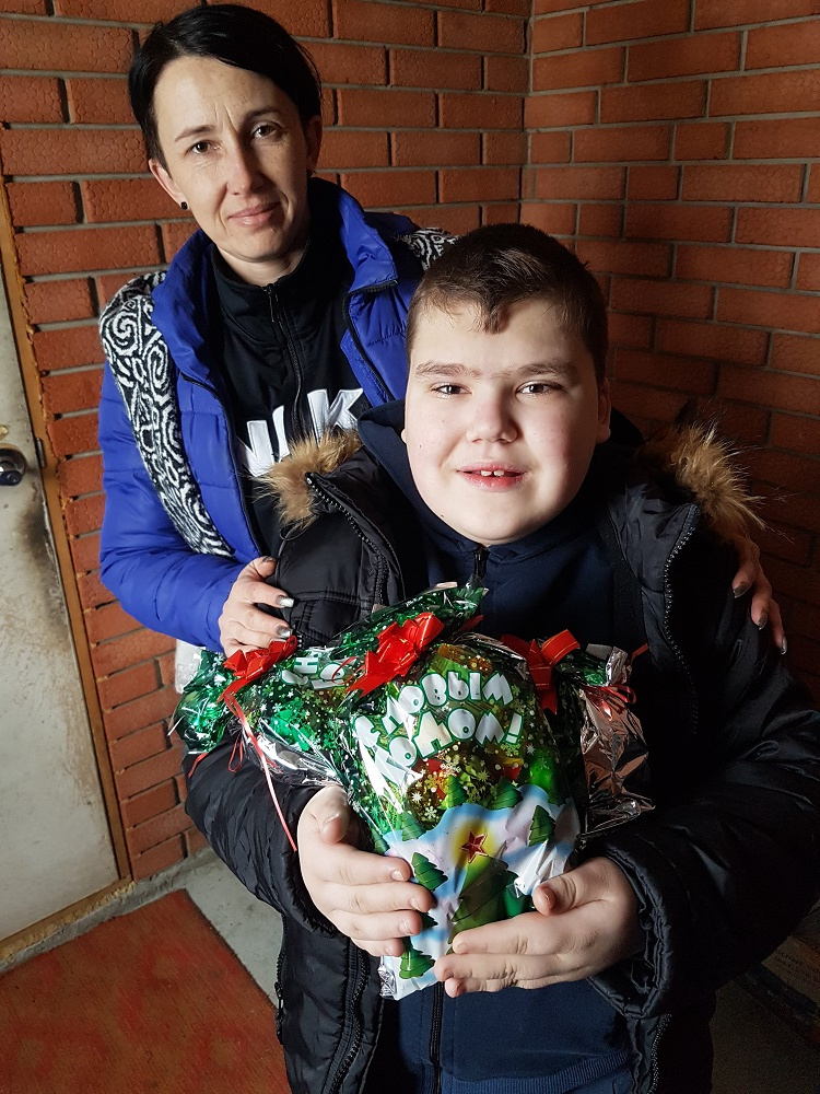 новогодний подарок мнд. многодетные семьи новокубанска. подарки на новый год многодетным семьям спб. семья балашиха. дети малоимущие подарки.