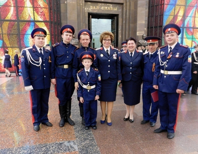 В десятку лучших в России попал морозовский Университетский казачий кадетский корпус