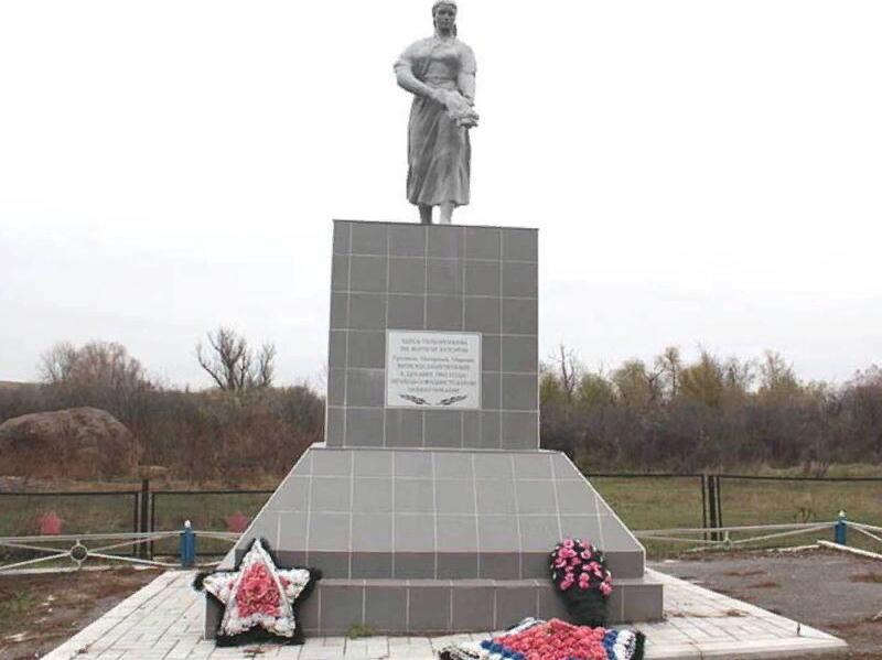 Стало известно о расстреле 72 пионеров на территории хутора Грузинов